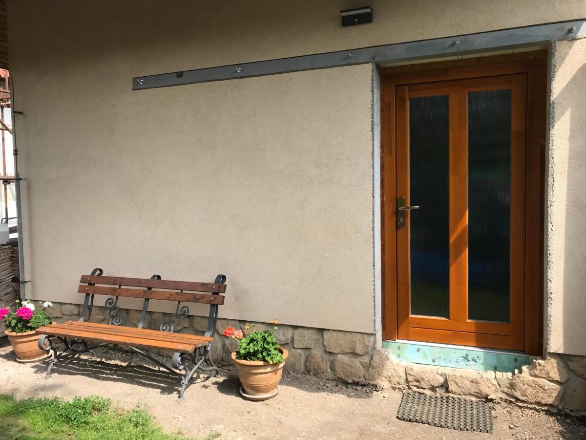 Apartman U Babicky Praga Exterior foto